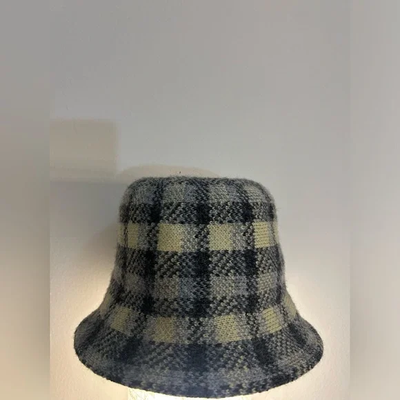Anthropology Plaid Bucket Hat. NWOT & perfect condition. - Picture 9 of 9